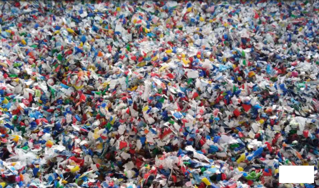 Фото Закупаем отходы от переработки ПЭТ бутылок